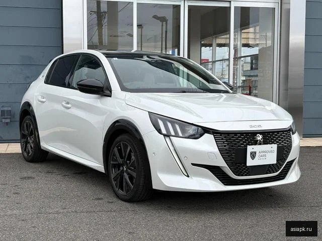 Peugeot 208 6