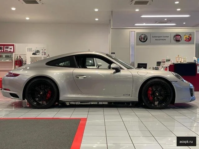 Porsche 911 6